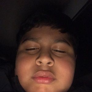 Meet your Posher, Camilo